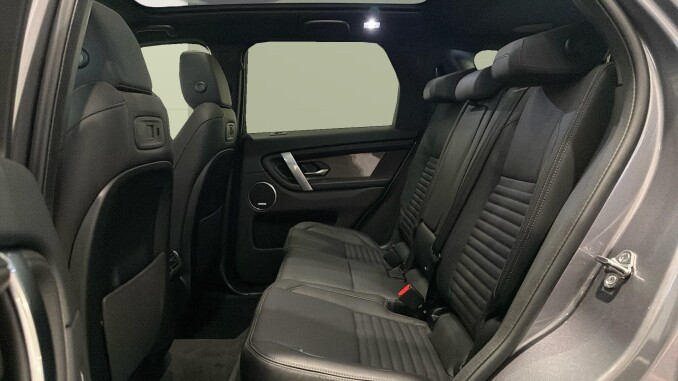 Land Rover Discovery Sport 1.5 P270e Metropolitan 5dr Auto [5 Seat] Station Wagon - Image 4